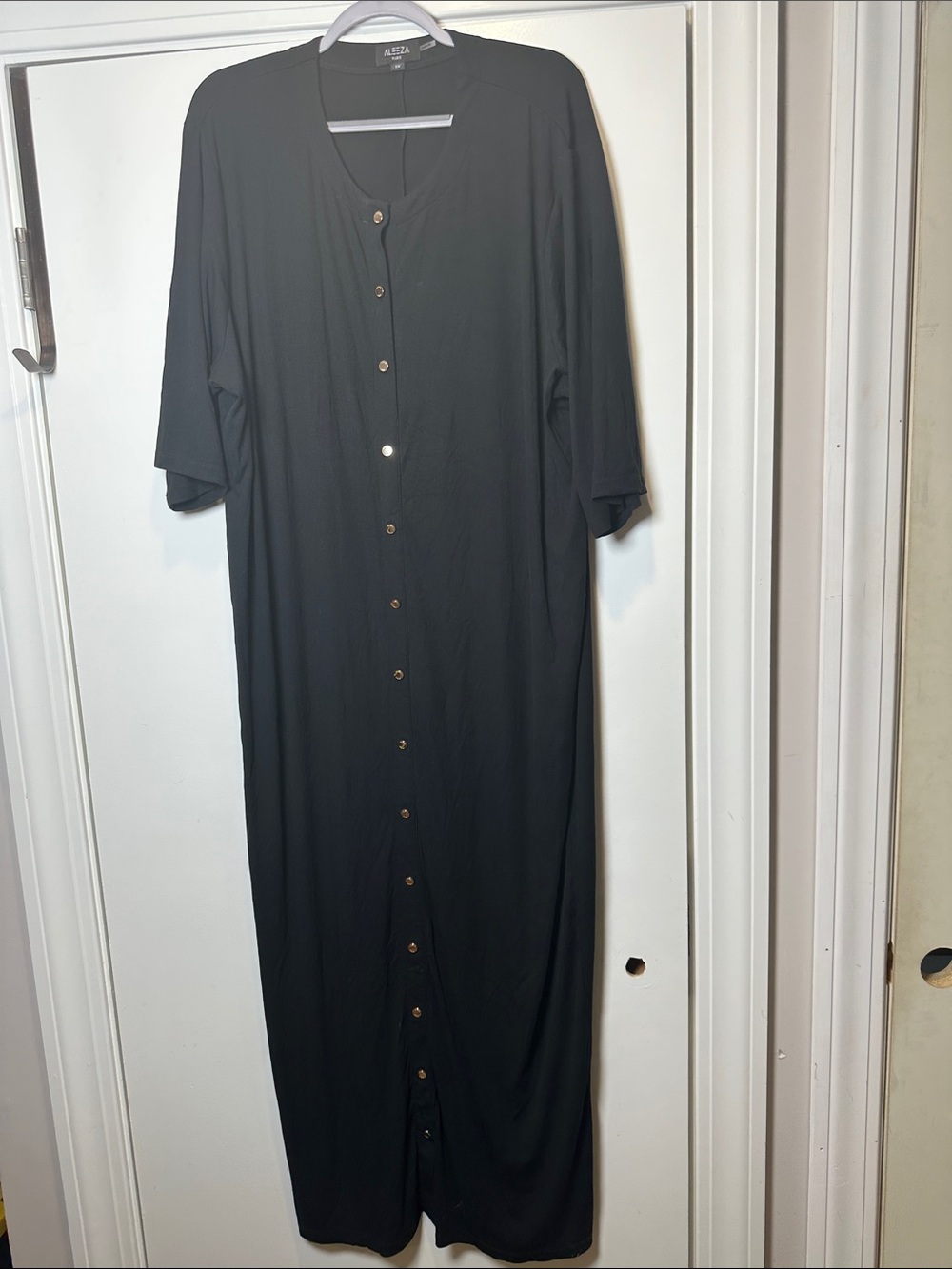 Aliza Black Button-Front Maxi Dress (100)
